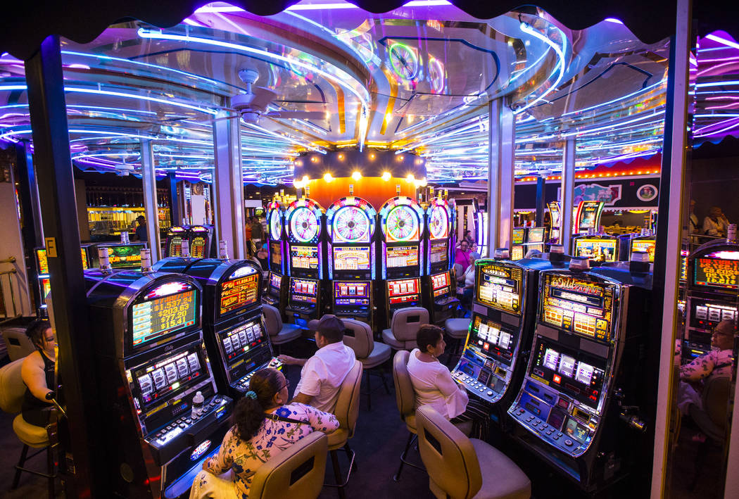 The Allure of Online Casinos: A Digital Entertainment Frontier